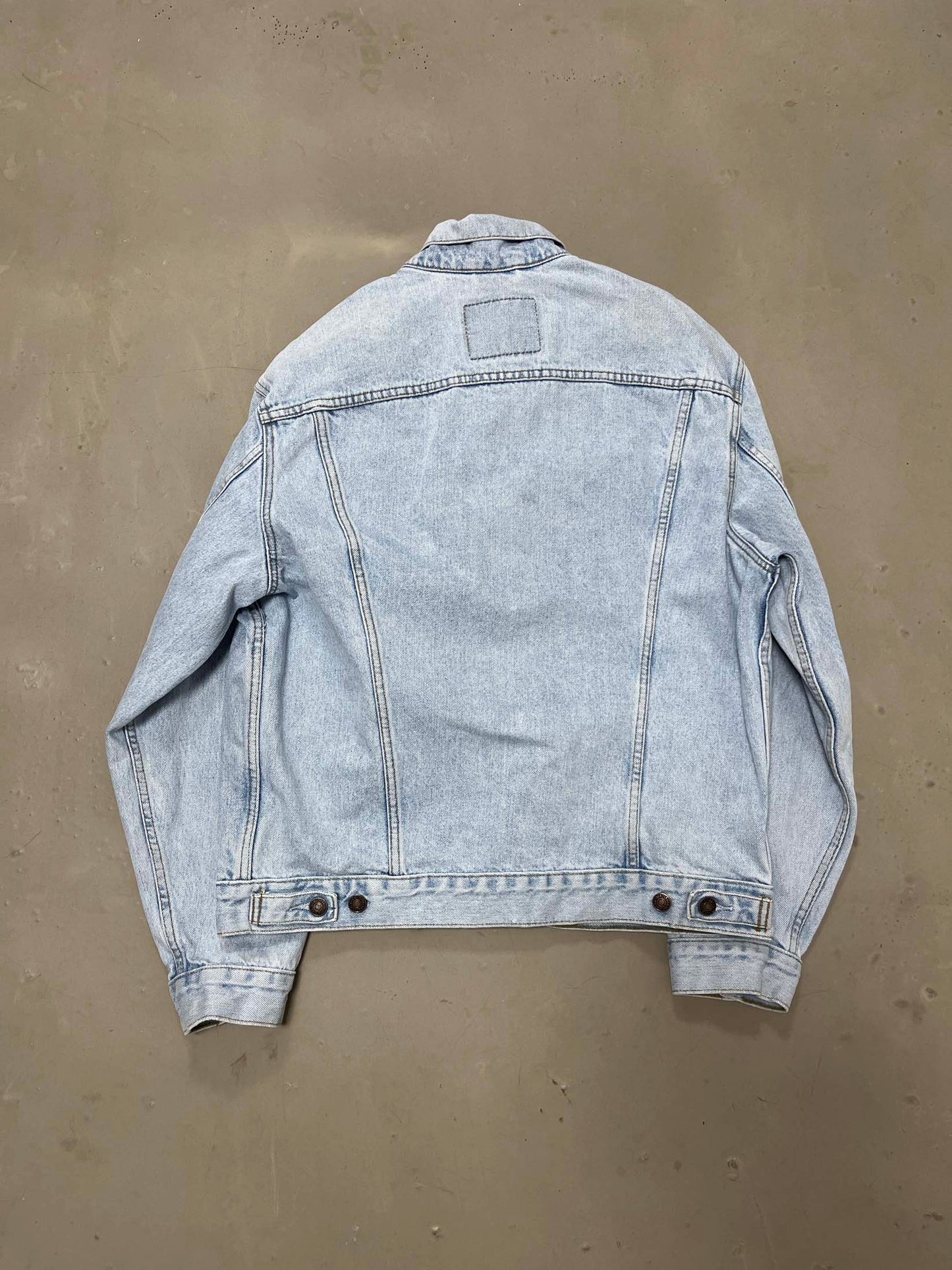 Vintage Levi's denim jacket - L