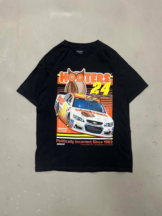 Vintage Chase Elliot Hooters t-shirt - L
